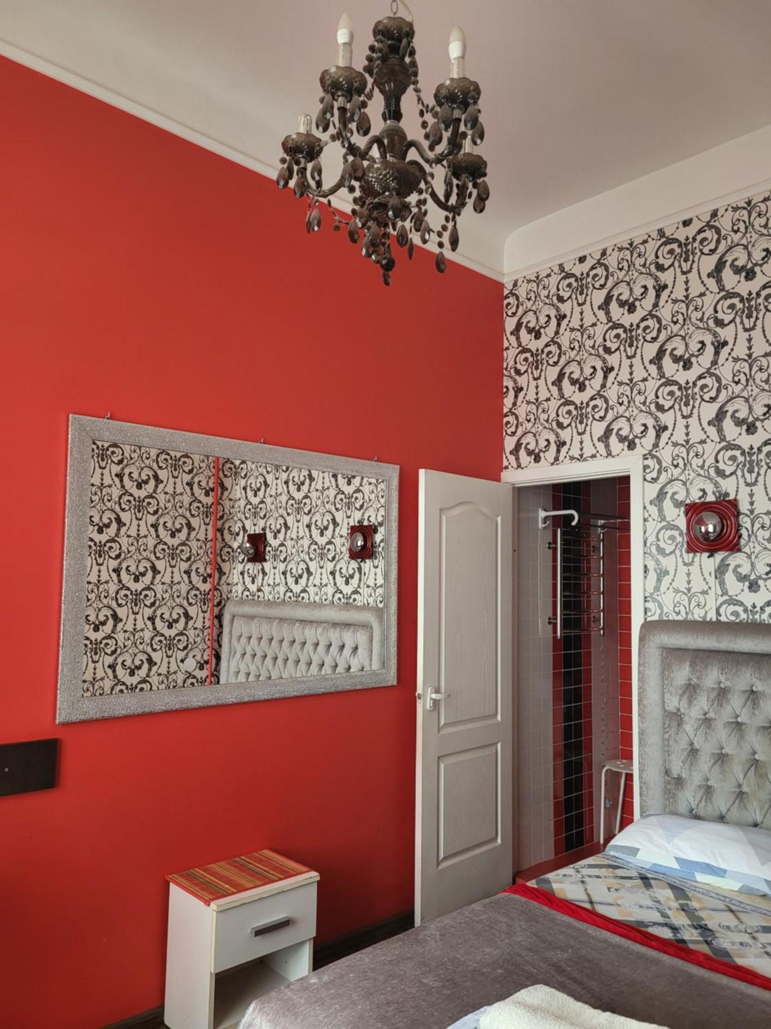 Apartment Near St. Elizabeth Church Lviv Kültér fotó