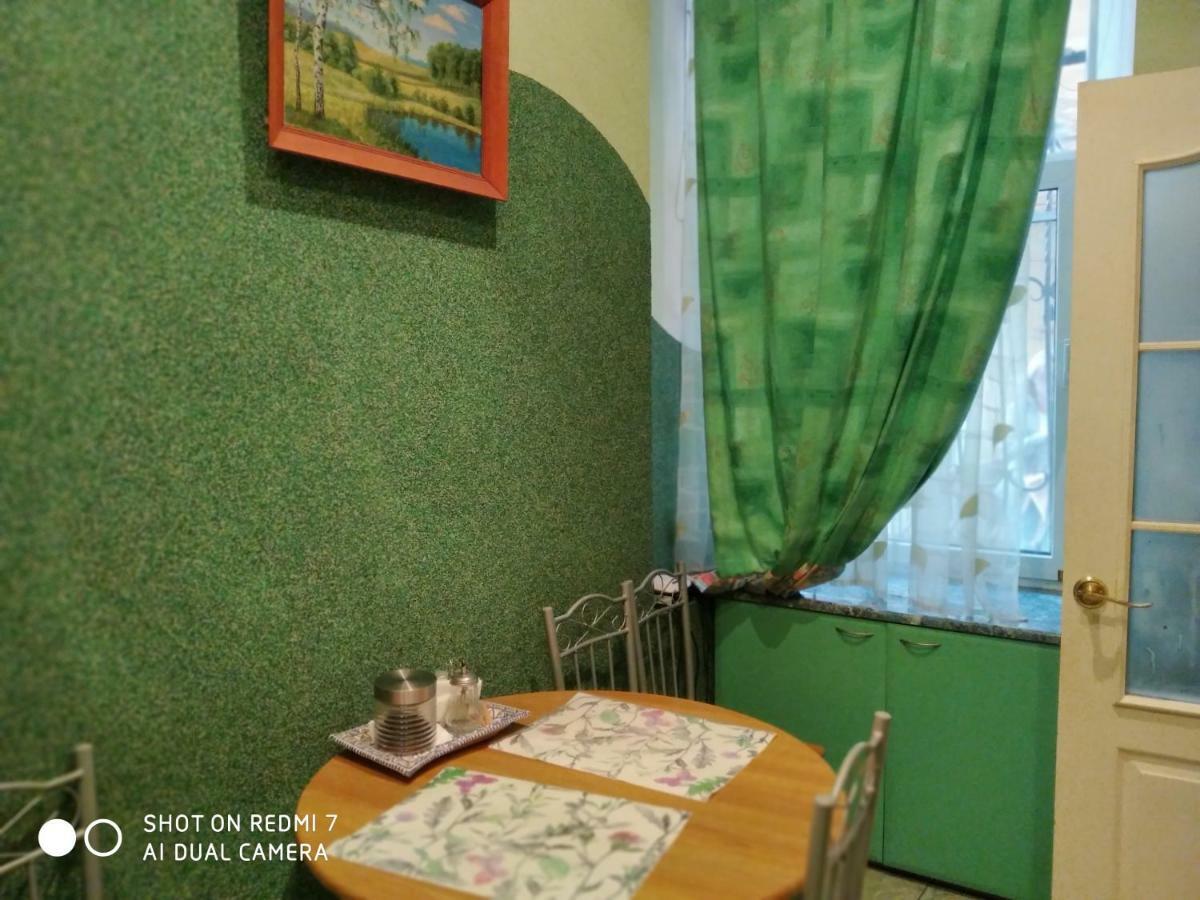 Apartment Near St. Elizabeth Church Lviv Kültér fotó
