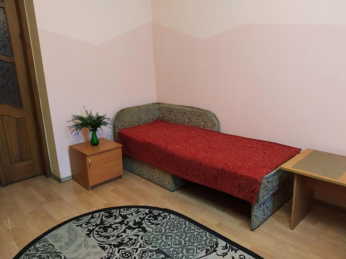 Apartment Near St. Elizabeth Church Lviv Kültér fotó